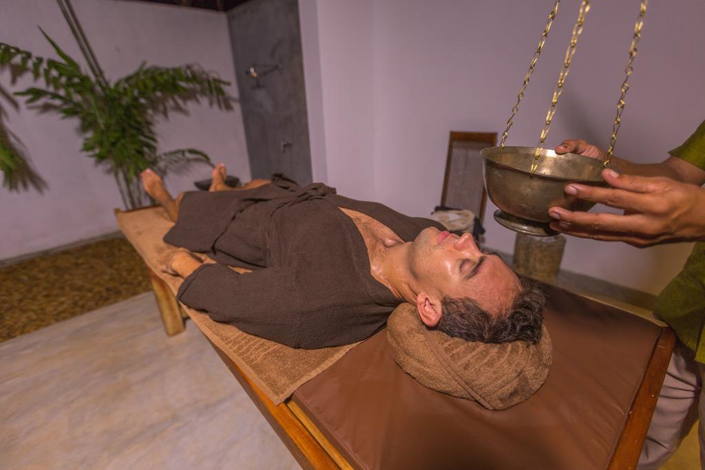 Roman Lake Ayurveda Boutique Resort - Level 1 Certified อาฮังกัลลา ภายนอก รูปภาพ