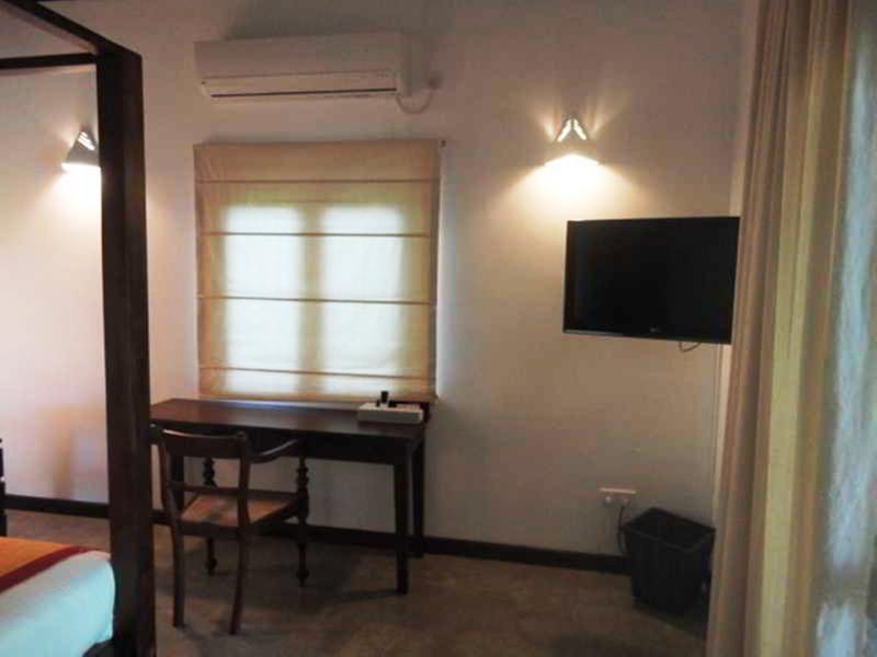 Roman Lake Ayurveda Boutique Resort - Level 1 Certified อาฮังกัลลา ภายนอก รูปภาพ